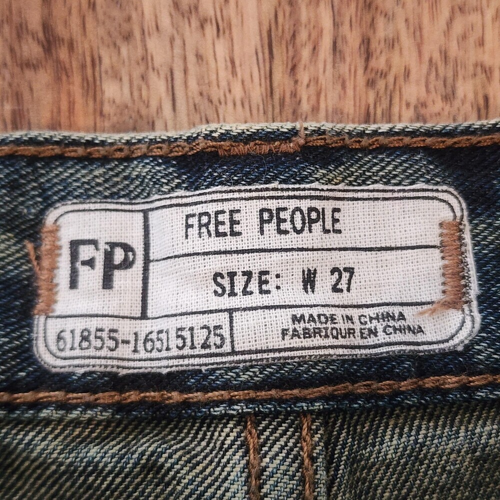 Free People Shorts Womens 27 Blue Denim Button Fly Cutoff Frayed Hem Distressed - Picture 5 of 12